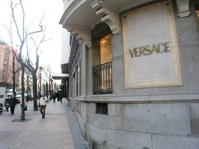Michaels Kors compra Versace por 1.830 millones de euros