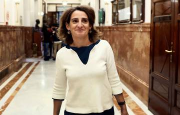 GRAF9058. MADRID, 18102018.- La ministra de Transición Energética y Medio Ambiente, Teresa Ribera, a su llegada al pleno del pleno celebrado hoy en el Congreso de los Diputados.EFEMariscal