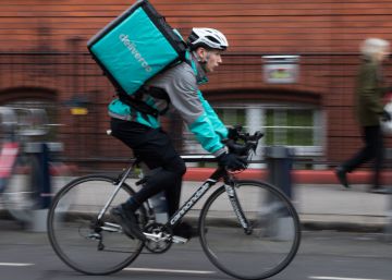 Un repartidor de Deliveroo en Londres.