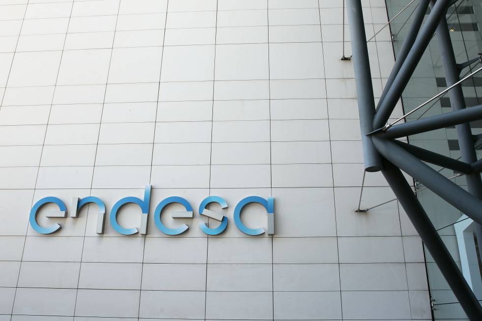 Fachada de la sede de Endesa.