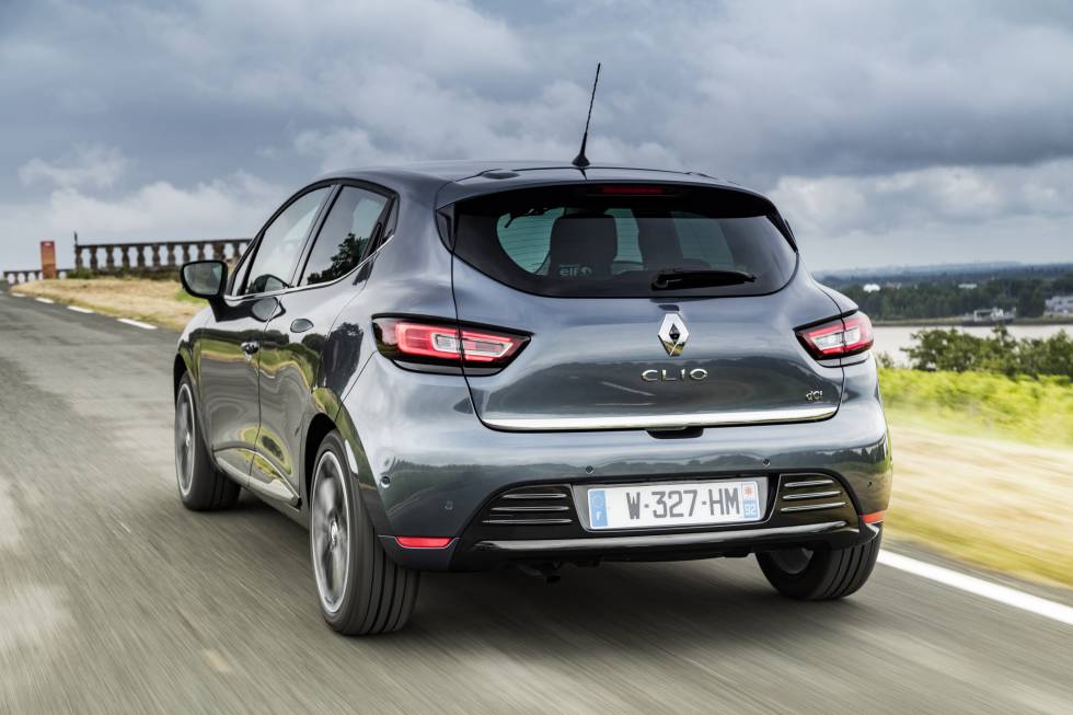 Los coches más jóvenes y seguros de la carretera