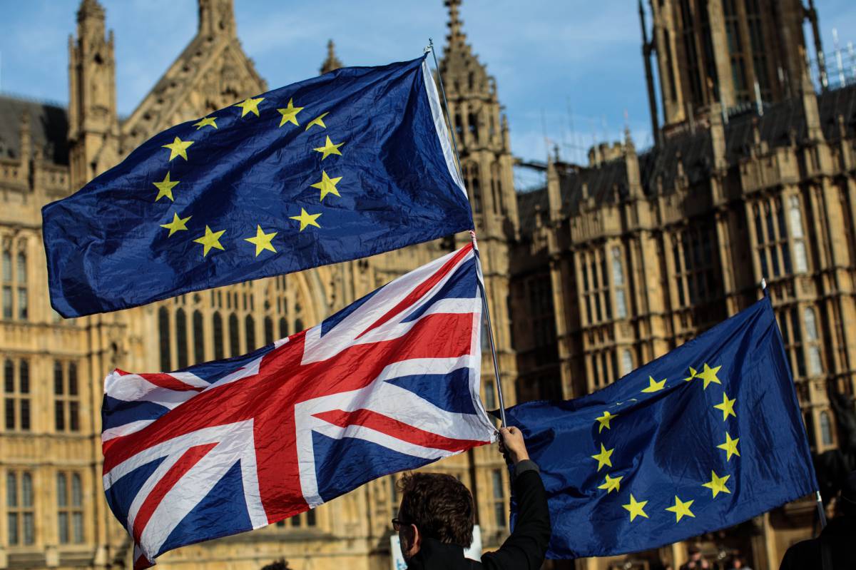 Londres y Bruselas alcanzan un principio de acuerdo sobre el Brexit