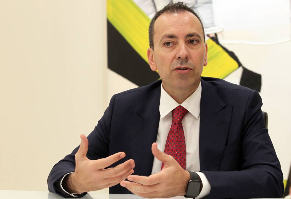 Marcos Bueso: “La oftalmología española es de Champions, pero el paciente no lo percibe”