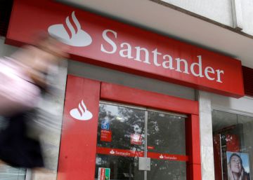 Un juzgado de Málaga condena al Santander a abonar el impuesto de hipotecas de forma retroactiva