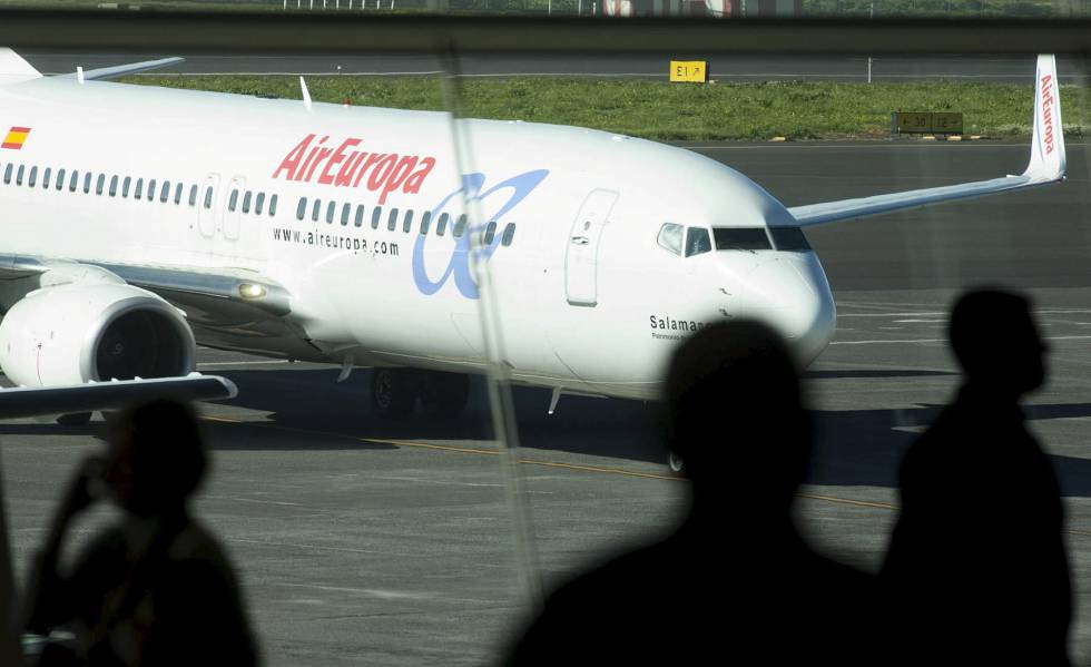 Grandes aerolíneas aplican en España las cláusulas “abusivas” anuladas a Iberia