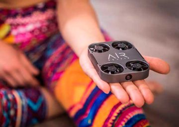 AirSelfie2 llega a España, la cámara voladora que puedes controlar desde el móvil