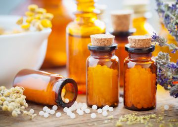 La homeopatía, la acupuntura y el reiki, bajo la lupa de los científicos y Sanidad