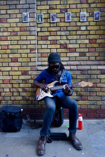 Músicos callejeros Londres