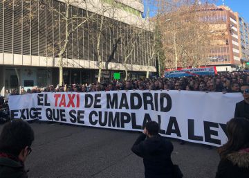 Barcelona baraja exigir precontratar los servicios de VTC con un mínimo de seis horas Barcelona baraja exigir precontratar los servicios de VTC con un mínimo de seis horas