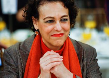 GRAF8971. MADRID, 15012019.- La ministra de Trabajo, Migraciones y Seguridad Social, Magdalena Valerio, asiste a un desayuno de Nueva Economía Fórum protagonizado por el presidente de la AIReF, José Luis Escrivá, hoy en Madrid. EFEEmilio Naranjo