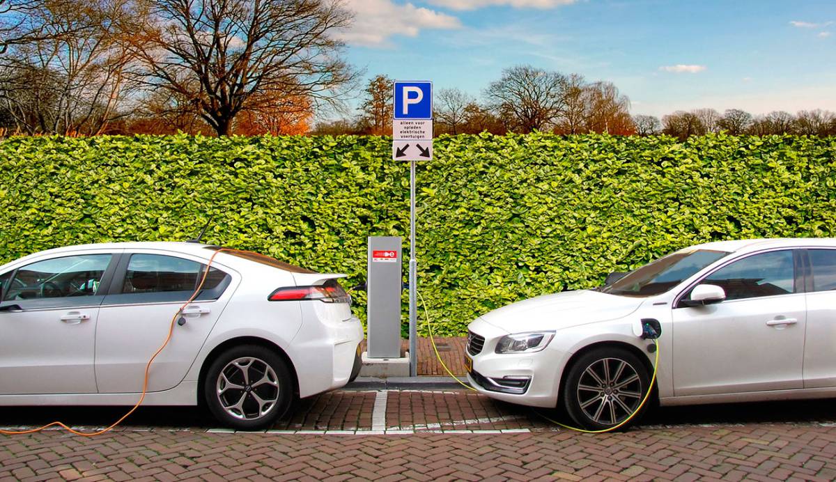 Desarrollan una tecnología para que cargar coches eléctricos sea tan rápido como echar gasolina