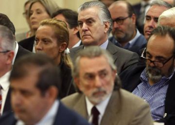 El extesorero del PP Luis Bárcenas, el exdirigente del PP de Galicia, Pablo Crespo y Carmen Rodríguez, ex esposa de Correa.
