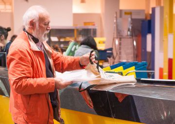 La CNMC dice que Correos aplica precios "por debajo de coste" a Administraciones y grandes empresa