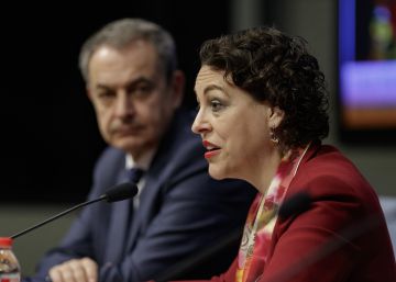 MADRID, SPAIN - MARCH 21: Former President Jose Luis Rodriguez Zapatero and Minister of Labour, migrations & social security Magdalena Valerio attend the "La Mujer Con Discapacidad Ante El Empleo" ("the rights of of disabled women in employment") conference at Labour, migrations & social security ministry on March 21, 2019 in Madrid, Spain. The speakers have warned of the dramatic discrimination of women with disabilities in the workplace; 65% of them are without work or in training for a job. (Photo by Eduardo ParraGetty Images)