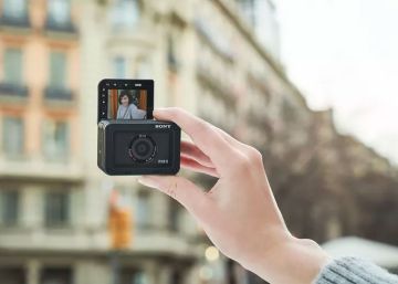 Sony presenta su nueva cámara de acción RXO II con pantalla abatible