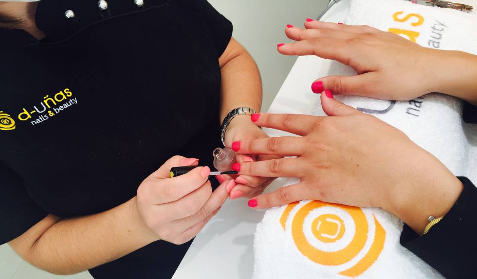 Salón de manicura de D-uñas.