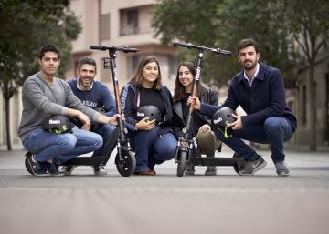En el centro de la imagen, Diana Morato, consejera delegada de Flash en España.