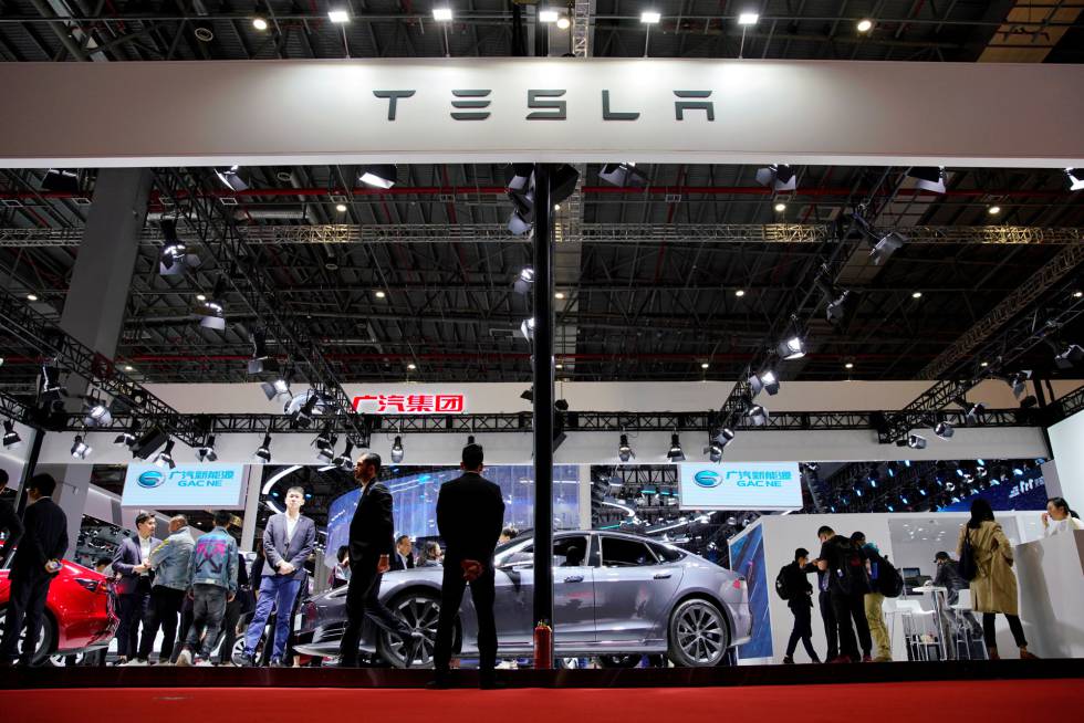 Tu Tesla no solo te dirá cuándo debe ir al taller, sino que también pedirá sus piezas de recambio