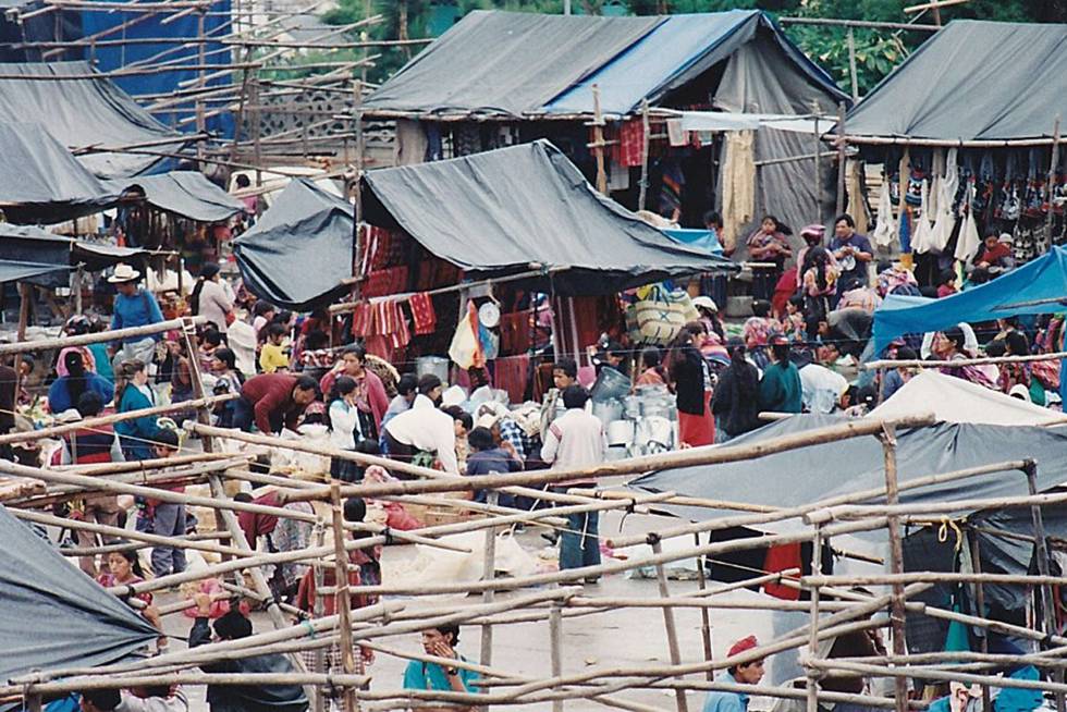 Uno de los populares mercados de Antigua.