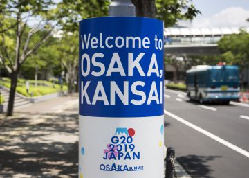 Cartel del G20 en una de las calles de Osaka, donde se celebra la cumbre a partir del viernes.