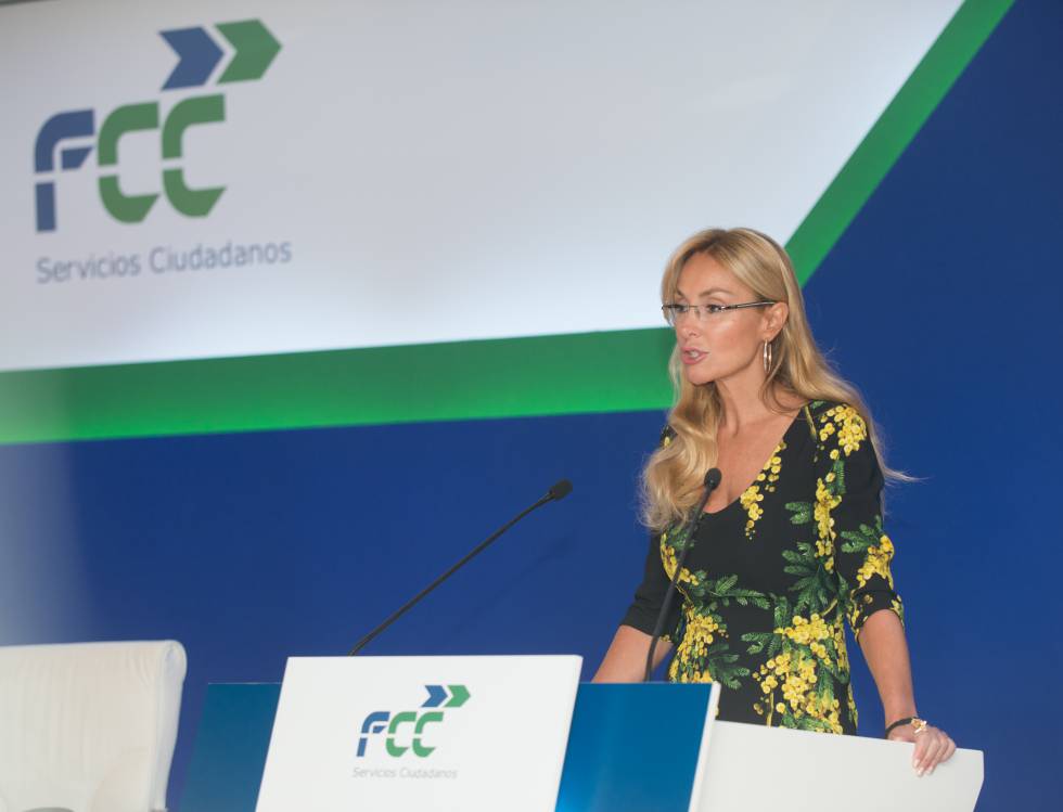 Esther Alcocer Koplowitz