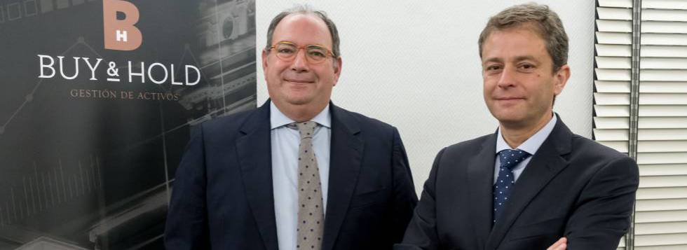 Rafael Varela, consejero delegado de Buy & Hold, junto a Julián Pascual, presidente de la firma.