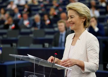 La nueva presidenta de la Comisión Europea, Ursula Von der Leyen, este martes en el Parlamento de Estrasburgo.