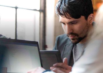 Primeras imágenes del modo oscuro de Outlook para smartphones