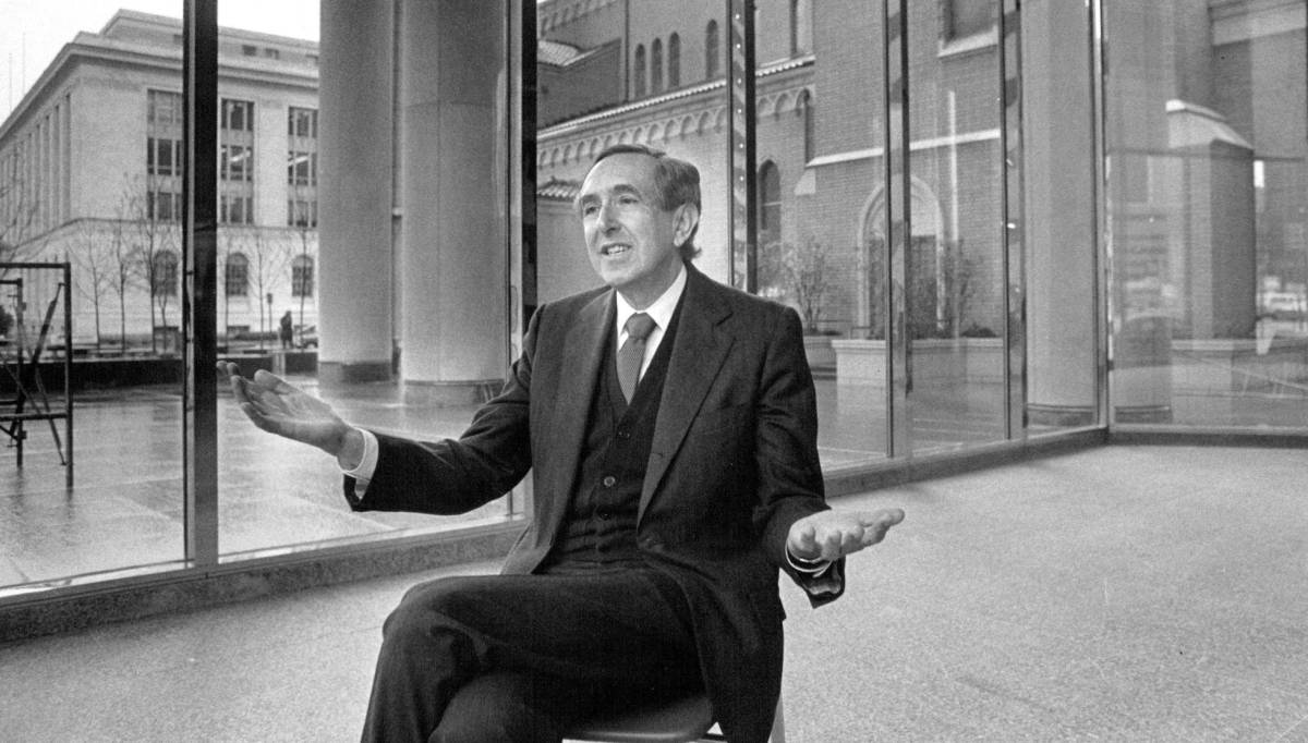El arquitecto César Pelli, en 1985.