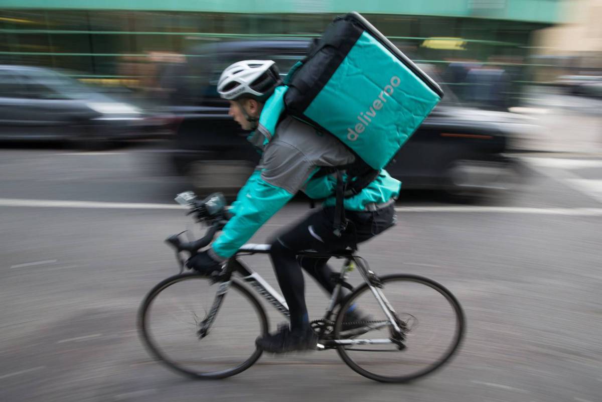 Nuevo varapalo judicial a Deliveroo