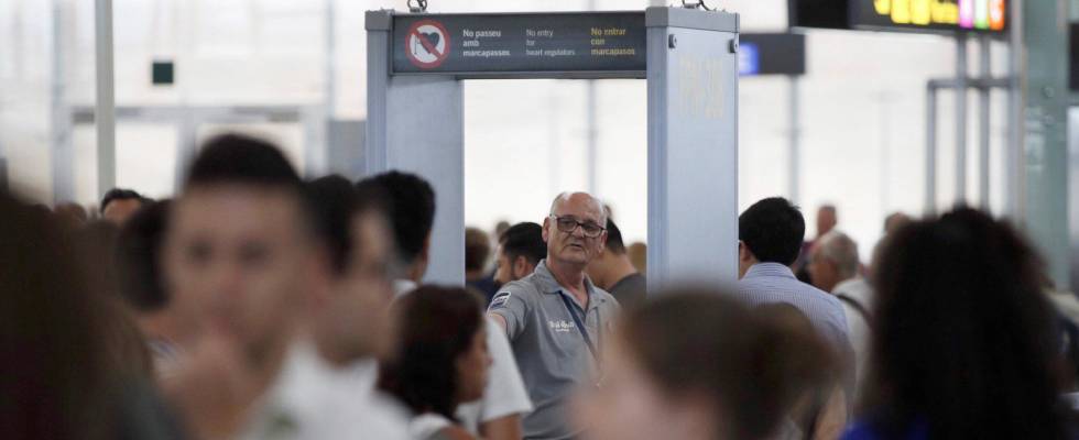La Generalitat interviene para intentar evitar un caos el viernes en el aeropuerto de El Prat