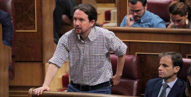 El líder de 'Unidas Podemos', Pablo Iglesias, vota durante el último día del debate de investidura en el Parlamento de Madrid, España, el 25 de julio de 2019. REUTERSSergio PérezFile Photo