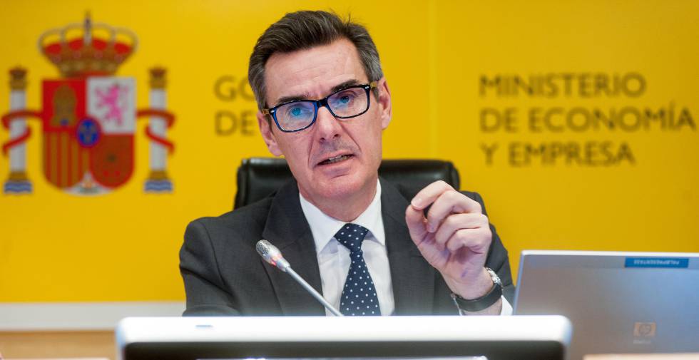 El secretario general del Tesoro Público, Carlos San Basilio.