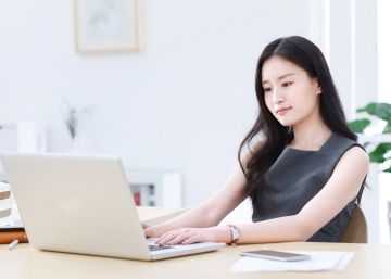 Crear una empresa en España siendo extranjero. ¿Es factible? ¿Cómo logarlo?