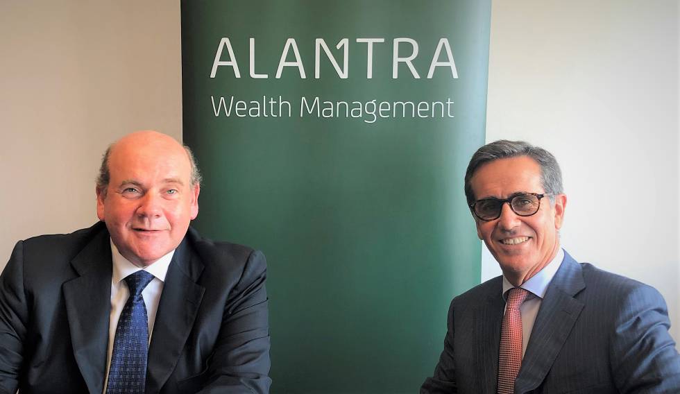 Antxon Elósegui, socio de Alantra Wealth Management (izquierda) y Alfonso Gil, consejero delegado de Alantra WM.