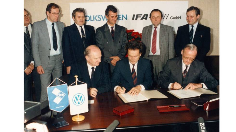 En diciembre de 1989, Volkswagen firmó con la estatal