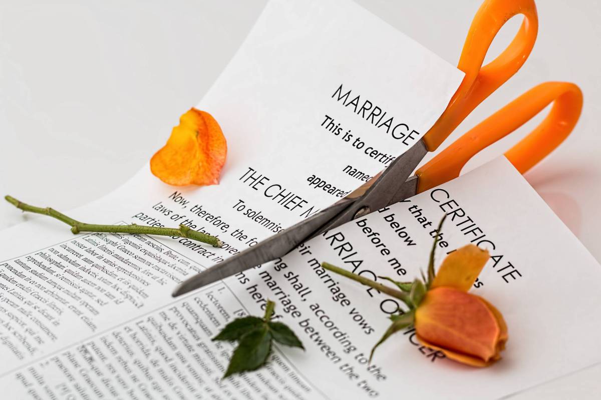 25.000 parejas se han casado ya ante notario... y 27.000 se han divorciado