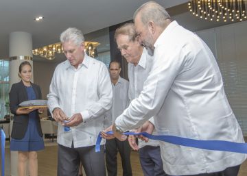 Díaz-Canel respalda a Meliá en la apertura de su último hotel en Cuba