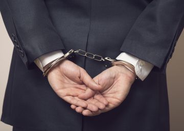 ¿Qué delitos pueden cometer los abogados en su ejercicio profesional?
