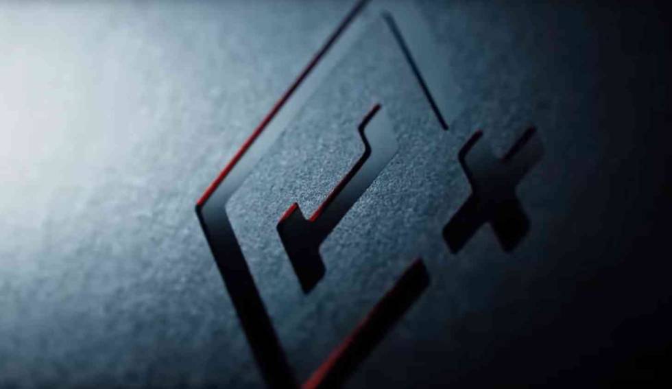 Dos anuncios de OnePlus que pasaron desapercibidos: Cloud Gallery y Pay