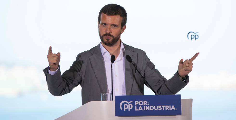 El presidente del PP, Pablo Casado, interviene en un acto del PPdeG en Oleiros (A CoruñaGaliciaEspaña) a 6 de octubre de 2019.rn