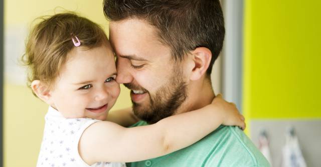 Todos los trámites que debe hacer un autónomo que quiera la baja por paternidad