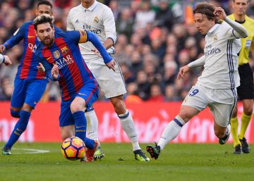 El Real Madrid, contrario a jugar el clásico en el Bernabéu por la tensión en Cataluña