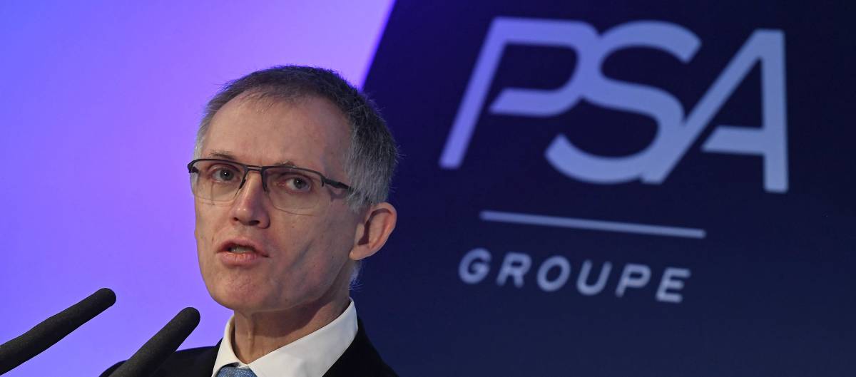 El presidente ejecutivo de PSA, Carlos Tavares, durante una rueda de prensa.