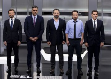 Los cinco candidatos a la presidencia, durante el debate que celebraron la semana pasada.