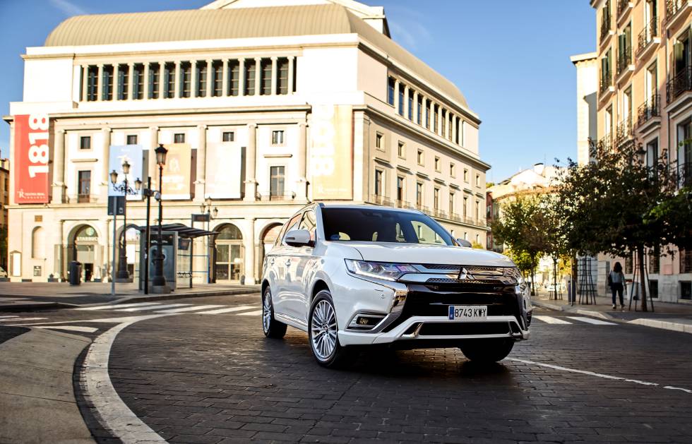 Mitsubishi Outlander PHEV