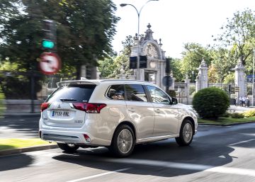 Cinco razones por las que el Mitsubishi Outlander PHEV es el SUV que necesita Cinco razones por las que el Mitsubishi Outlander PHEV es el SUV que necesita