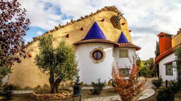 Hotel Cuevas la Granja-Francisco Rivera Navarro