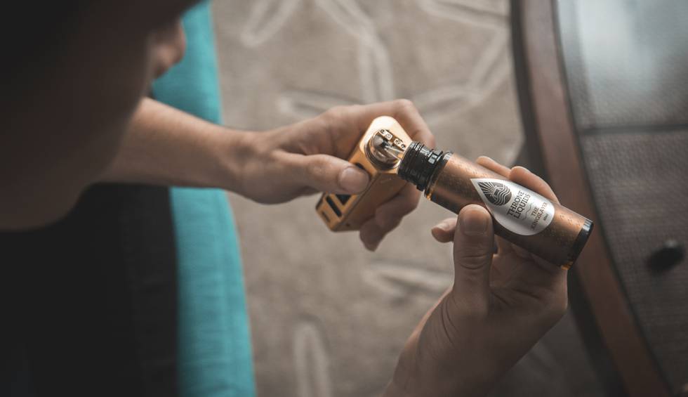 Apple elimina todas las aplicaciones relacionadas con el vapeo