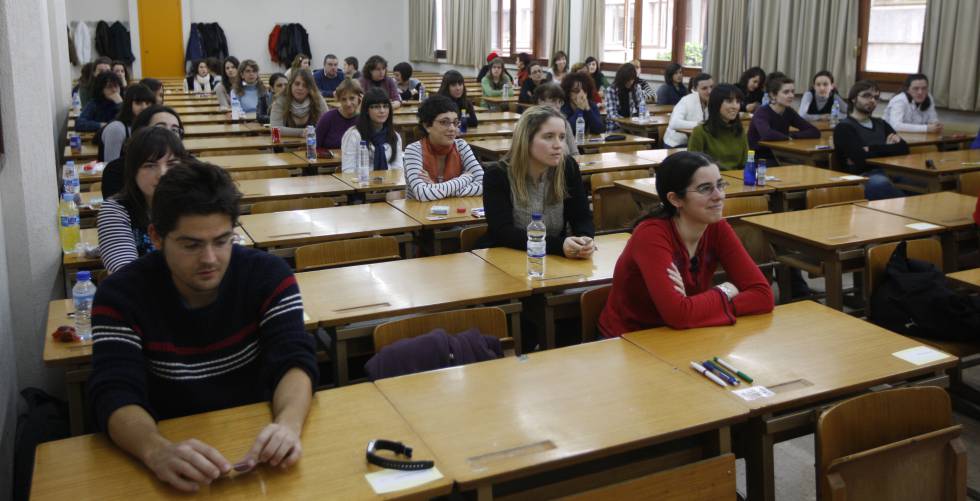 Fedeca pide modernizar las oposiciones y dar becas para acceder a la función pública